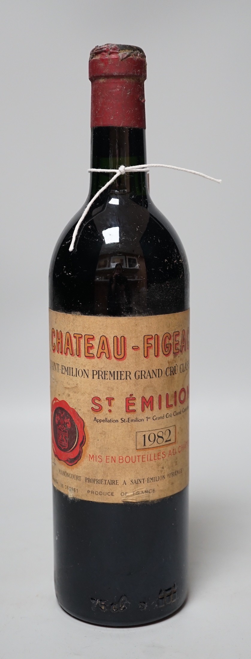 A bottle of Chateau Figeac St Emilion 1982